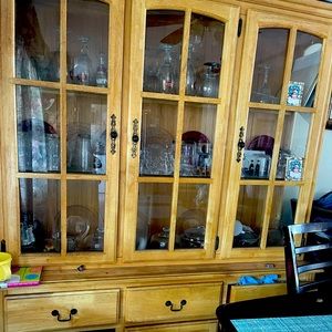 Brown cabinet! Very strong in very good condition